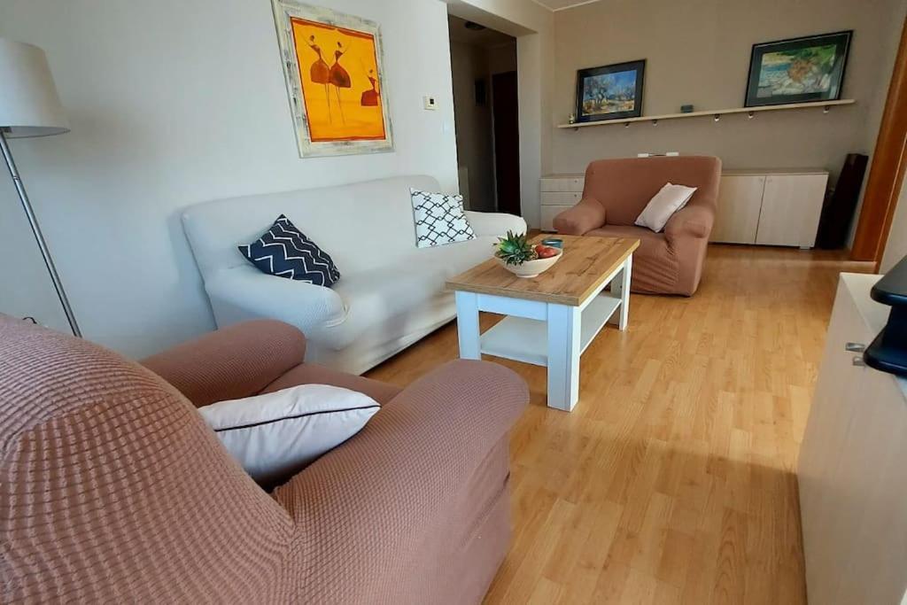 Apartman Ana Pula - Calm, Free Parking, Close To Center Ngoại thất bức ảnh
